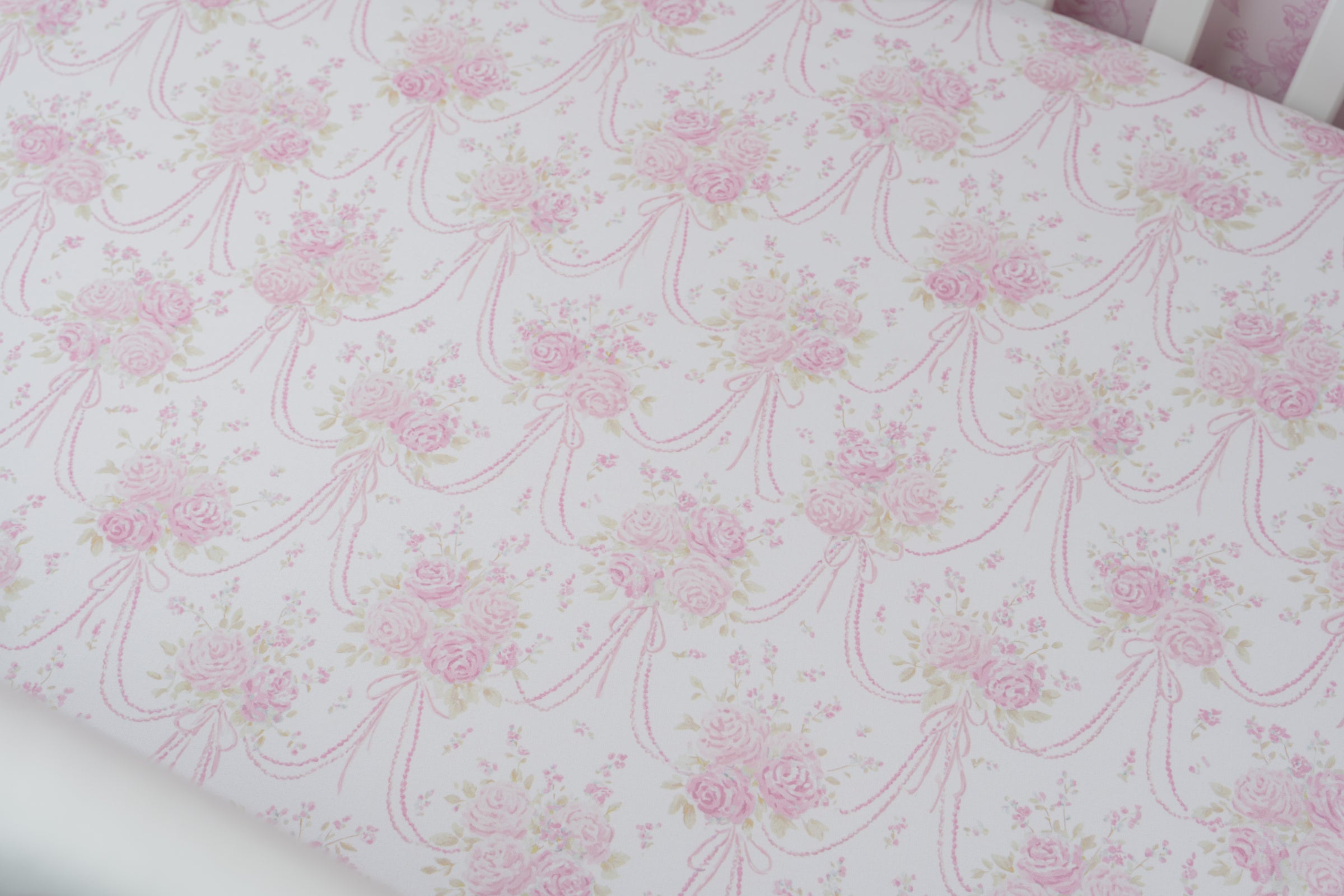 Crib Bedding Set | Scalloped Pretty in Pink