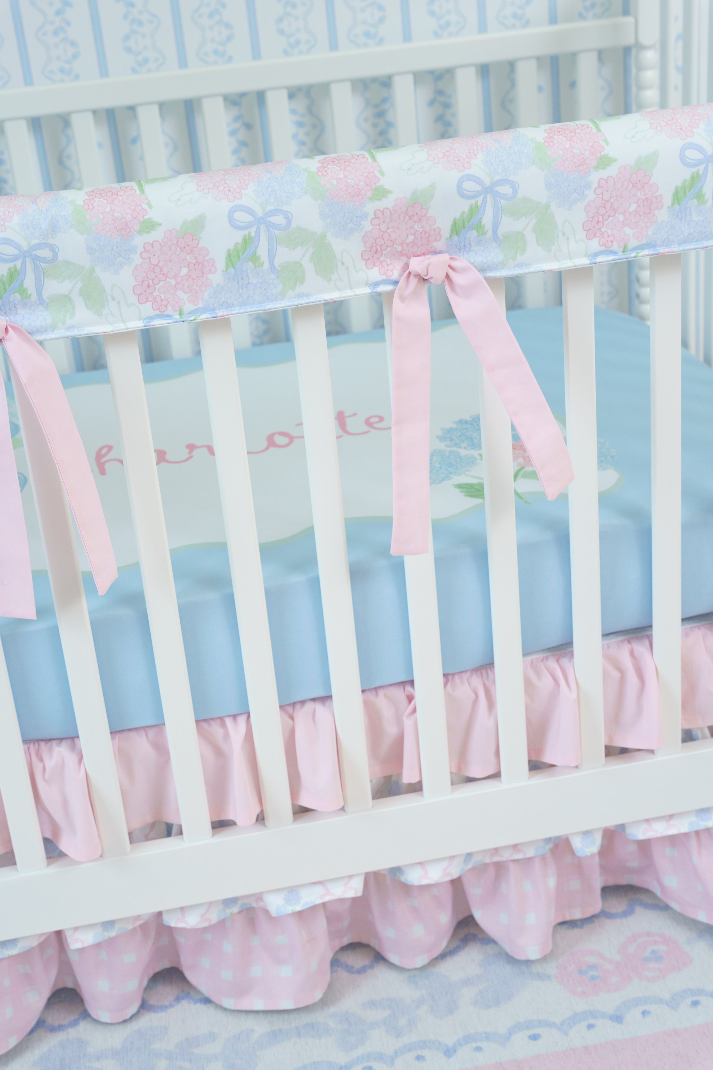 Personalized Crib Sheet | Scalloped Hydrangea