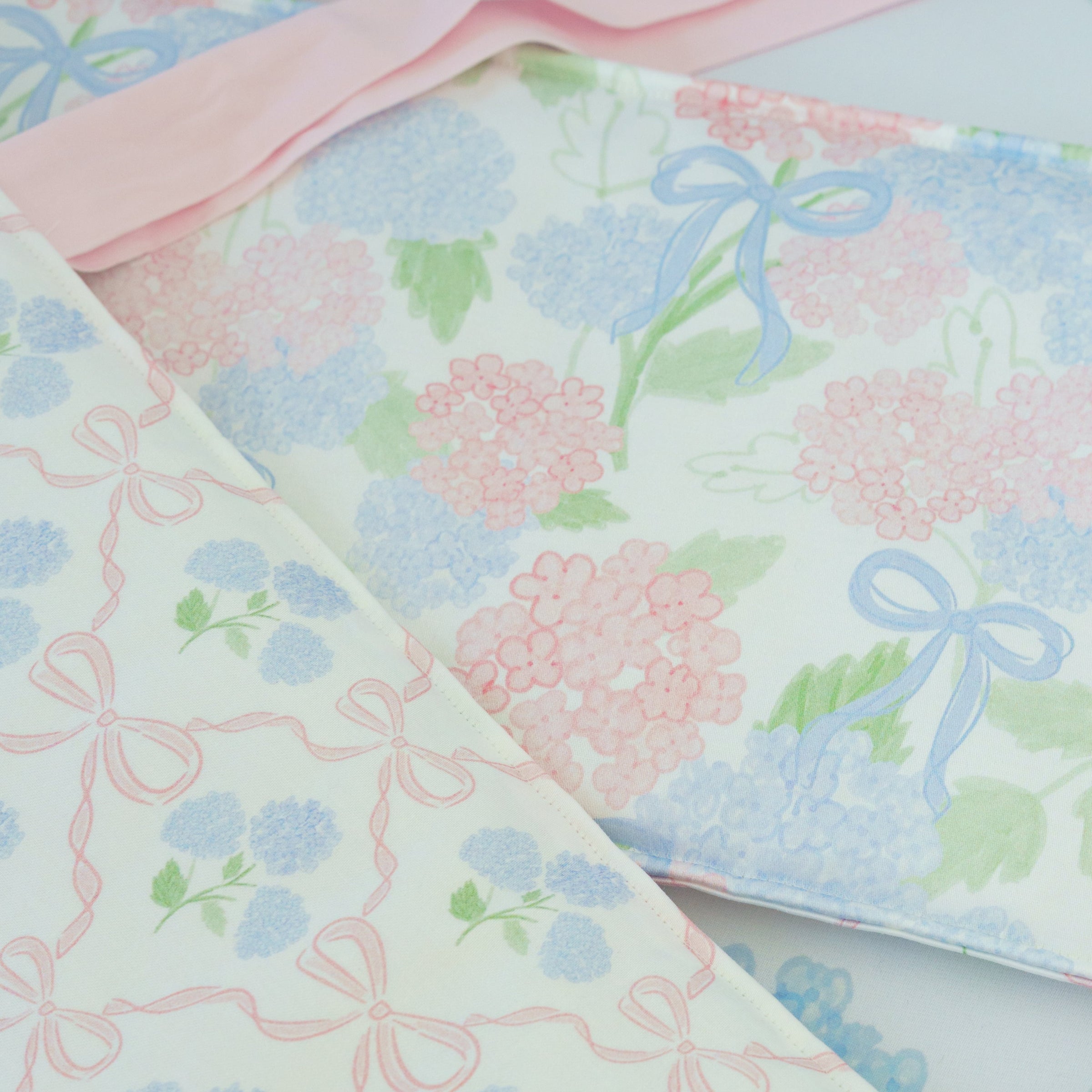 Crib Rail Cover | Hydrangea Bow + Ribbon Trellis