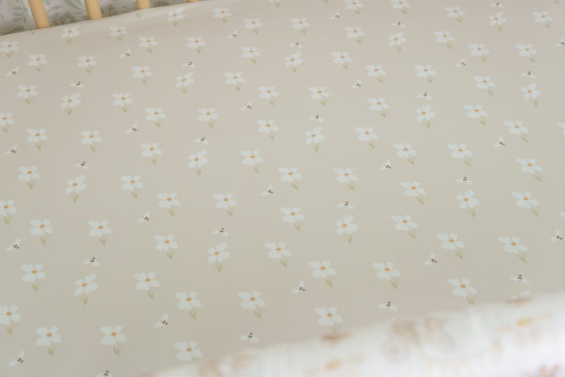 Crib Sheet | Honeybee Blooms