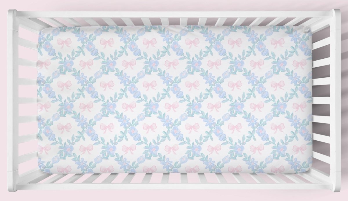 Granny Chic Scalloped Crib Bedding - gender_girl, Granny Chic, text