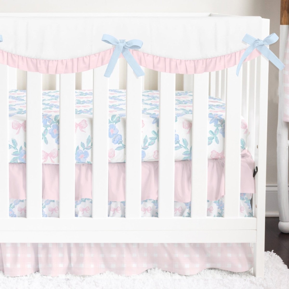 Granny Chic Scalloped Crib Bedding - gender_girl, Granny Chic, text