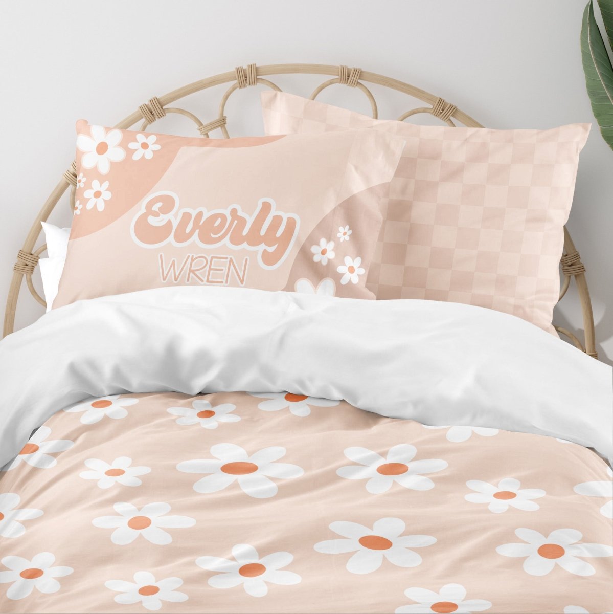 Daisy Personalized Kids Bedding Set (Comforter or Duvet Cover) - Daisy, gender_girl, text