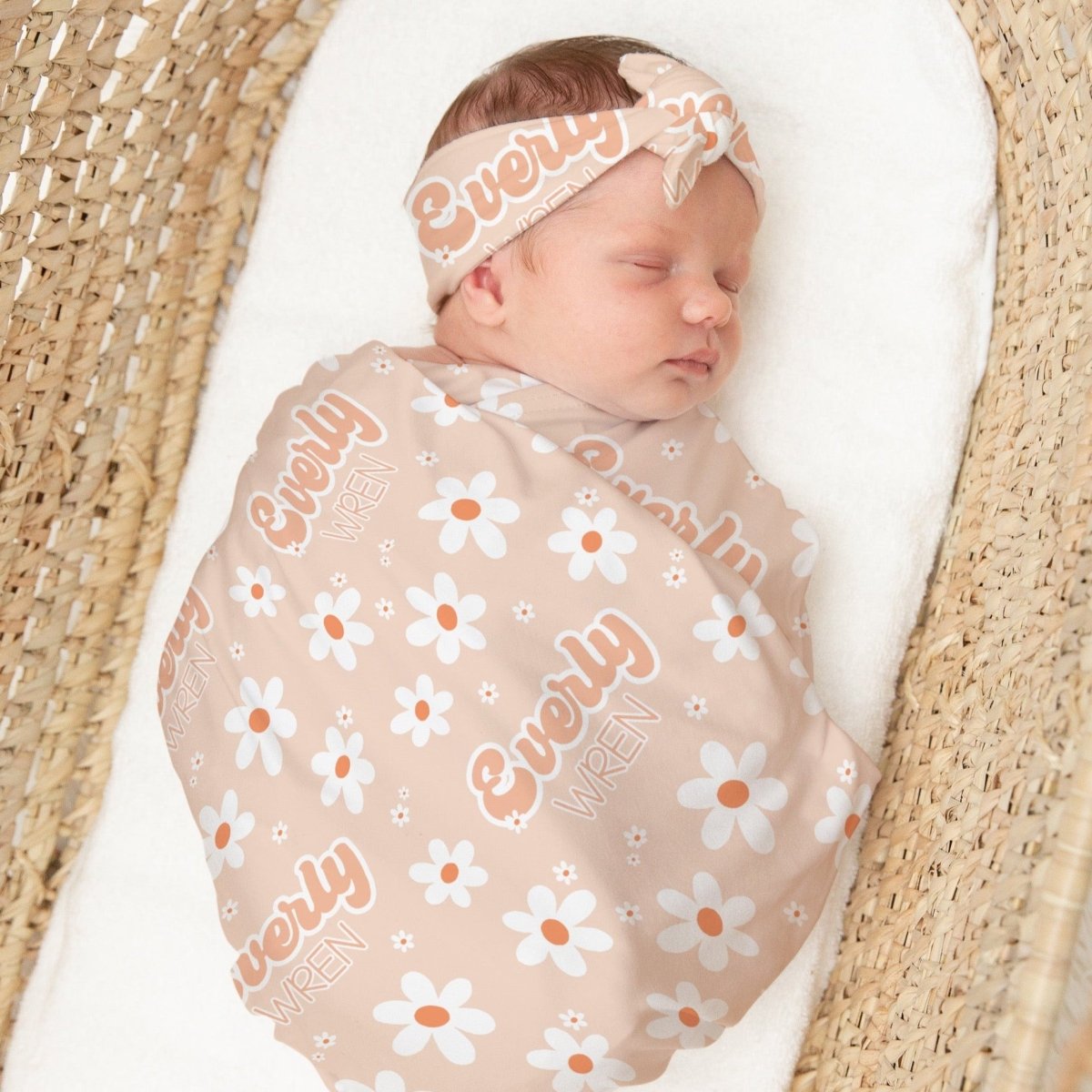 Daisy Personalized Swaddle Blanket Set - Daisy, gender_girl, text