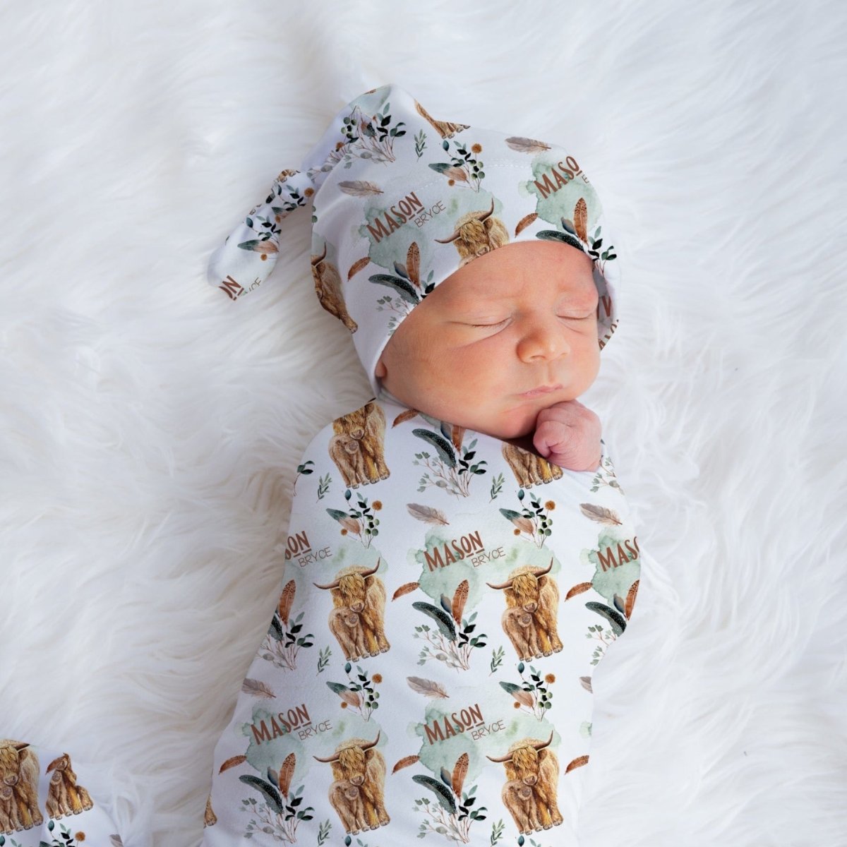 Highland Cow Feathers Personalized Swaddle Blanket Set - gender_boy, Highland Cow Feathers, text